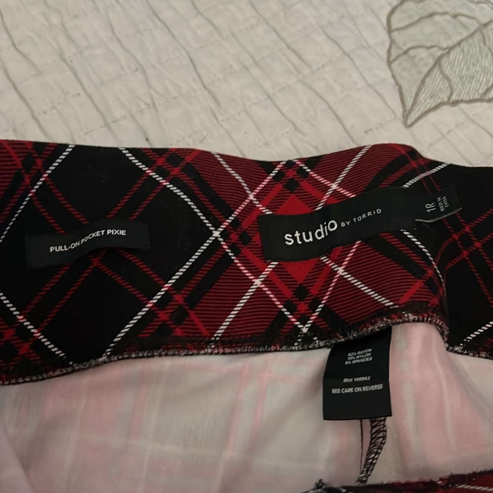 Torrid Black and Red Plaid Leggings - Picture 2 of 2
